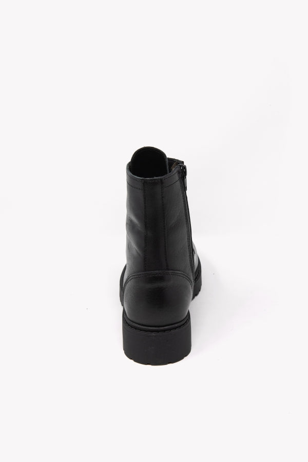 2507 ANFIBIO IN PELLE NERO CON VASCHETTA E FONGO GOMMA PLATFORM