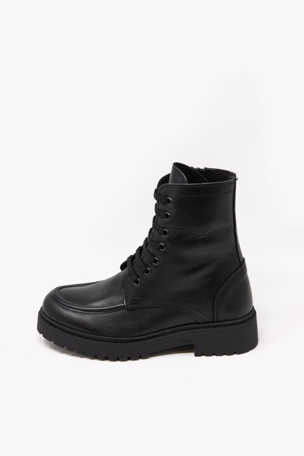 2507 ANFIBIO IN PELLE NERO CON VASCHETTA E FONGO GOMMA PLATFORM