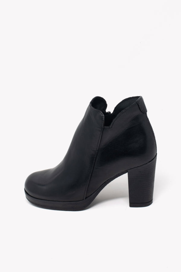 309 TRONCHETTO IN PELLE NERO TACCO 7 CON PLATEAU ZIP DI CHIUSURA LATERALE