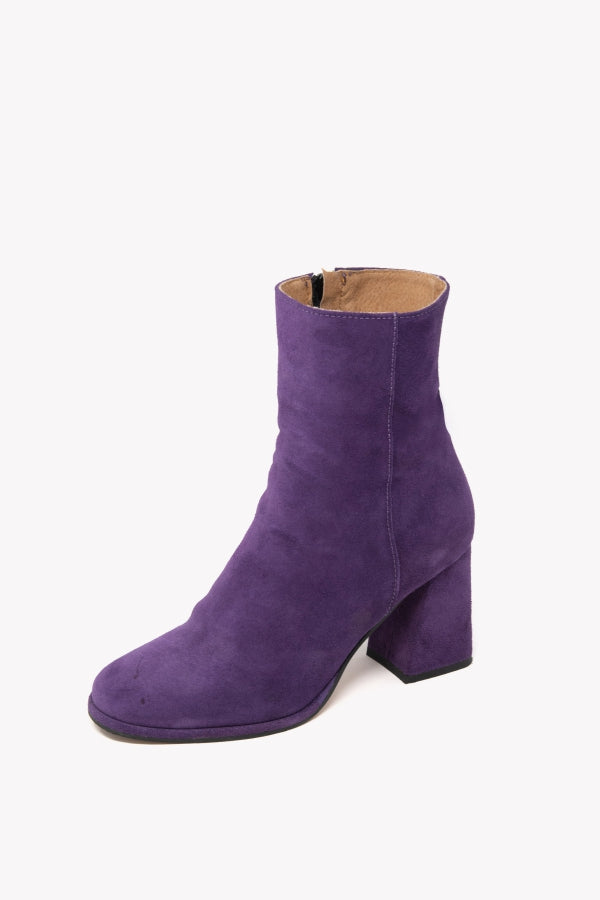 IVONNY 1499 STIVALETTO IN PELLE SCAMOSCIATA MELANZANA TACCO 9