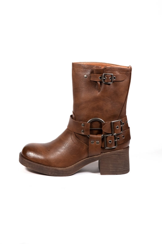 660 FRYE SQUARE TOE BOOTS BROWN