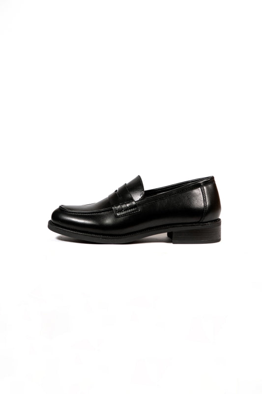 2Y3556-8A WOMEN'S COLLEGE BLACK LOAFERS
