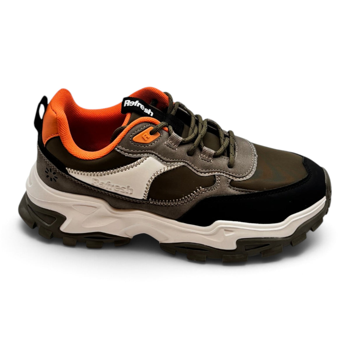 Refresh 173104 Sneakers urban con suola platform sagomata